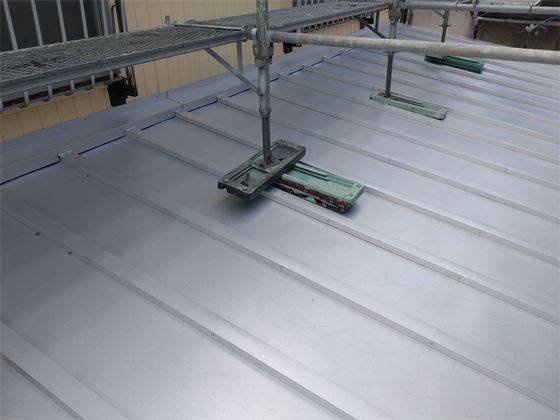 ガルバリウム屋根の工事